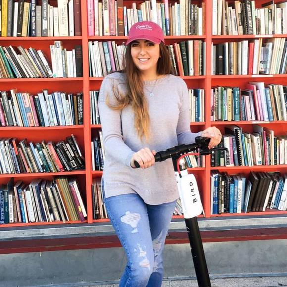 Meet your Posher, Julia - Picture 1 of 1